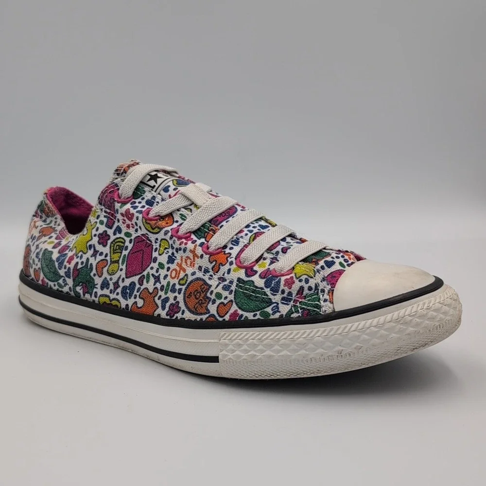 Converse All Star Junior Size 5 Cupcake Cats Hearts Print‎ Slip On Shoes